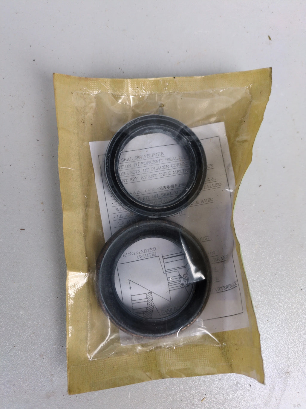 Honda Fork Oil Seal Set 51490-KAE-003 – Genuine Honda OEM – Made in Japan – NOS