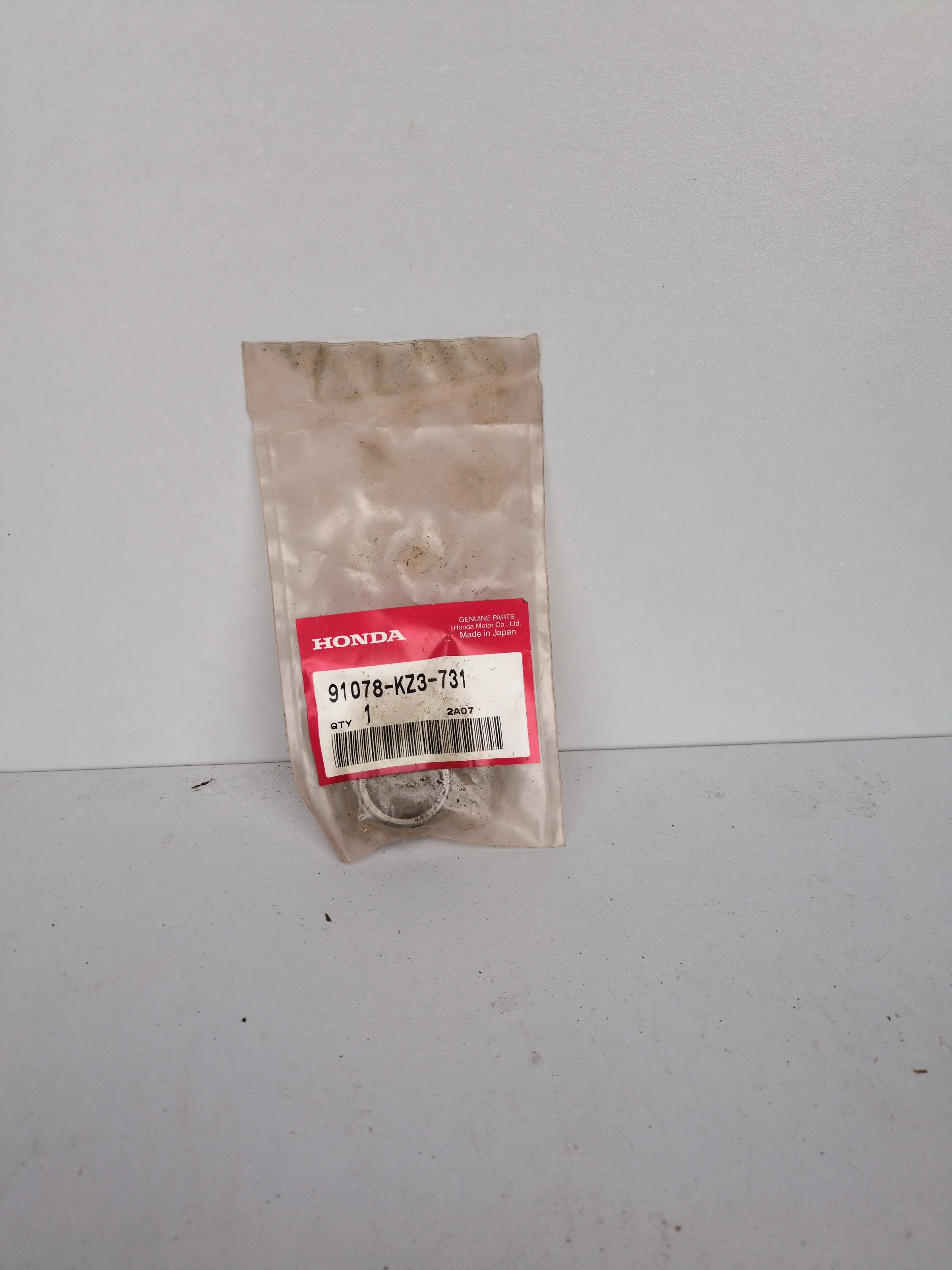 Honda Collar 91078-KZ3-731 – Genuine OEM Spacer Collar – Fits CR250R / CR500R – Made in Japan – NOS