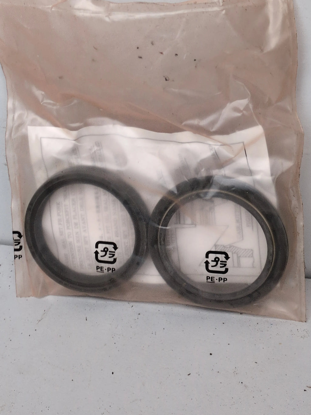 Honda Fork Seal Set 51490-KZ3-J31 | Fork Oil Seals | CR125R CR250R CR500R | Genuine OEM | NOS | Made in Japan