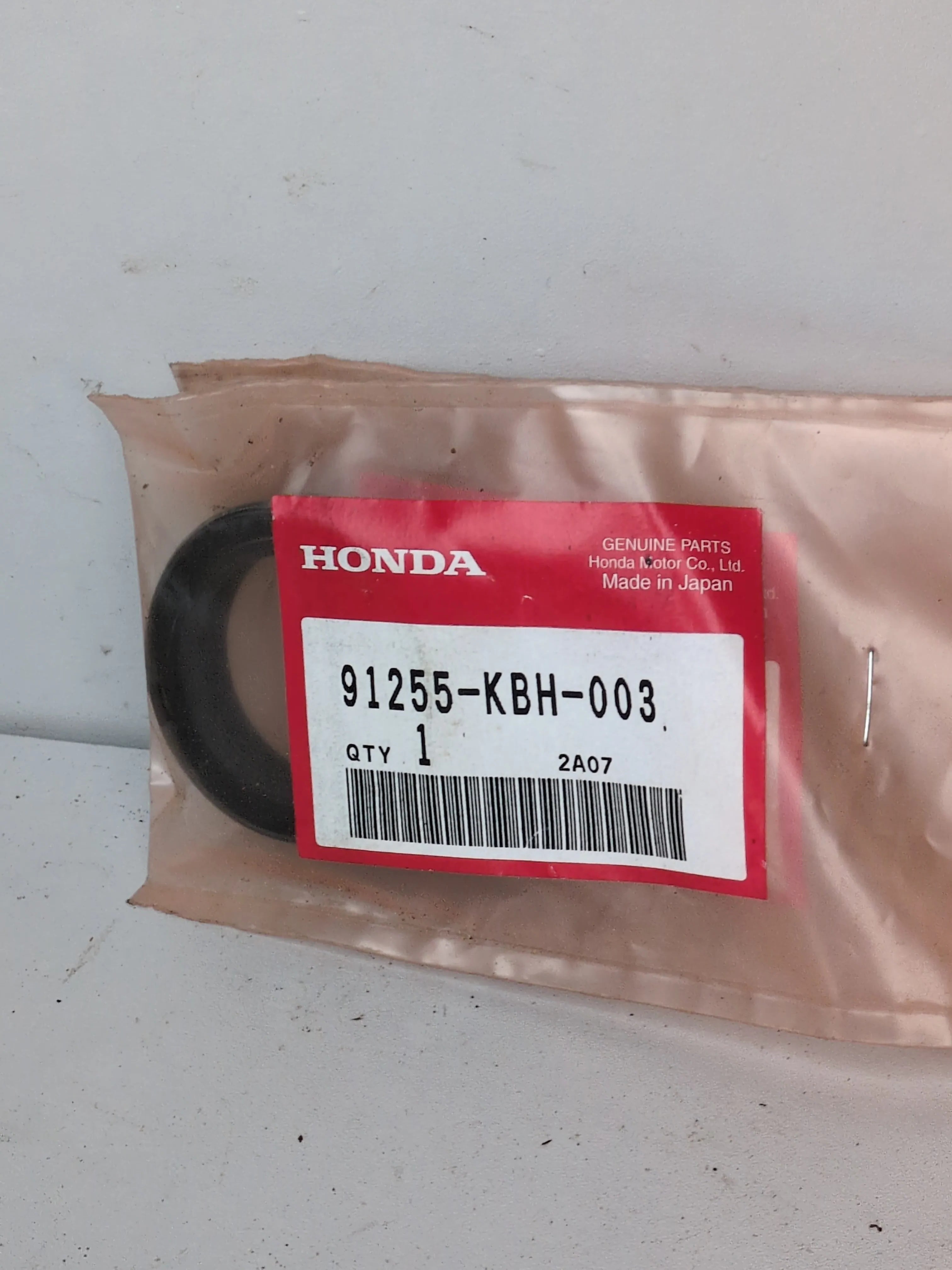 Honda Oil Seal 91255-KBH-003 | Front Wheel Dust Seal | CRF250R CRF450R | Genuine OEM | NOS | Made in Japan