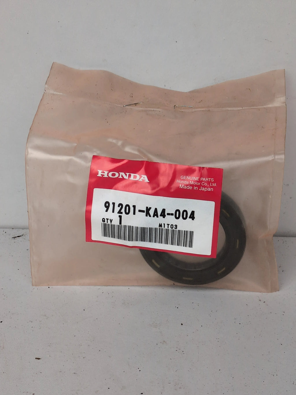 Honda Oil Seal 91201-KA4-004 | Genuine OEM | NOS | Made in Japan