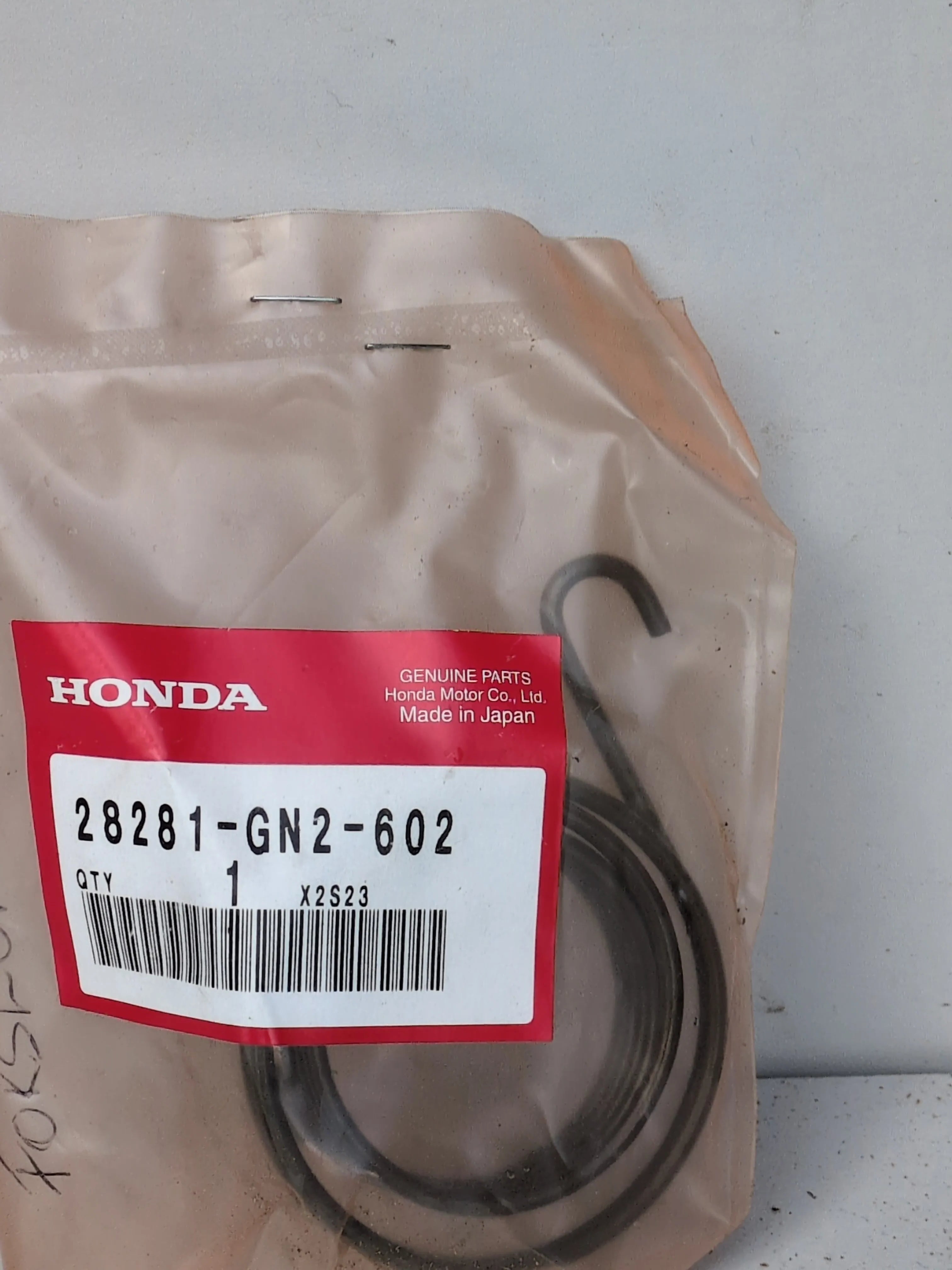 Honda Return Spring 28281-GN2-602 | Genuine OEM | NOS | Made in Japan
