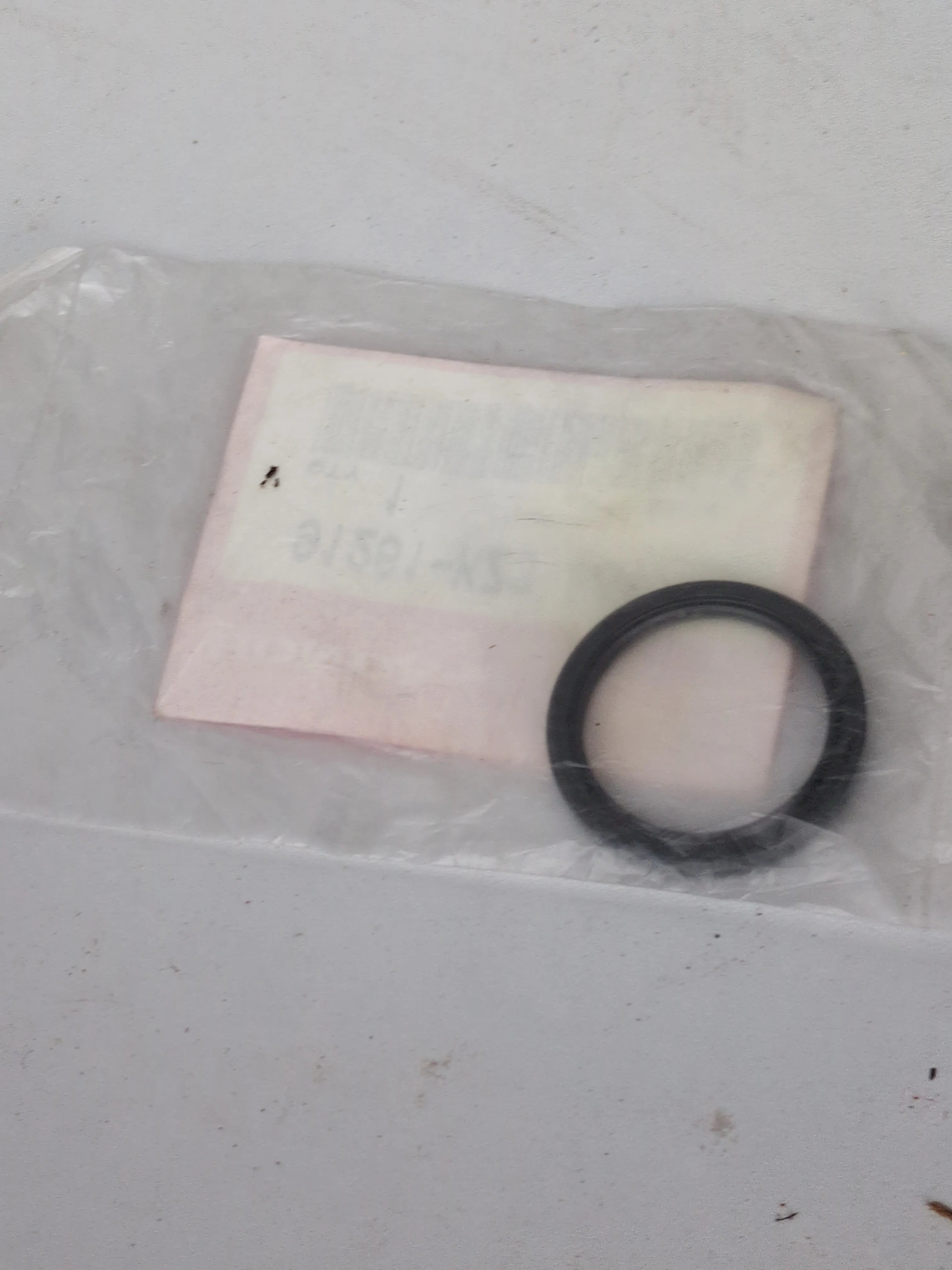 Honda 91261-KZ3-861 oil seal NOS genuine OEM part made in Japan – available from EExoticParts.com for Honda CR125R, CR250R, CR500R, and XR models.